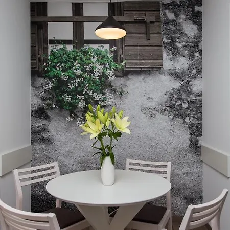 Ringo Apartment *